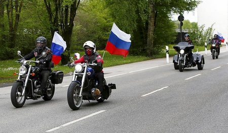 Frei Fahrt für freie Bürger &ndash; Russlands »Nachtwölfe« auf d...