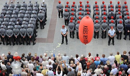 Anders als hier beim Rekrutengelöbnis 2009 in München sollen die...