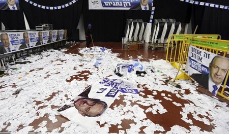 Aufräumen nach der Wahl in der Likud-Parteizentrale in Tel Aviv ...