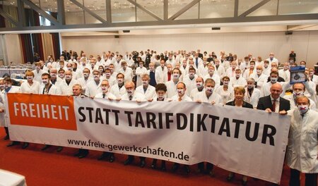 Schon im November 2014 wandten sich die Delegierten auf der Haup... Schon im November 2014 wandten sich die Delegierten auf der Haup...