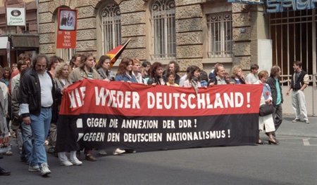 Die meisten Linksradikalen lehnten den Realsozialismus ab. 1989/...