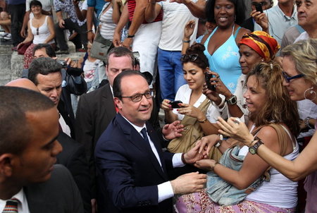 Herzliches Willkommen: Hollande in Havanna