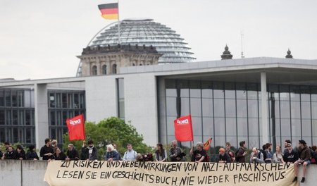 Ohne Kenntnis der imperialistischen Strukturen kein erfolgreiche...