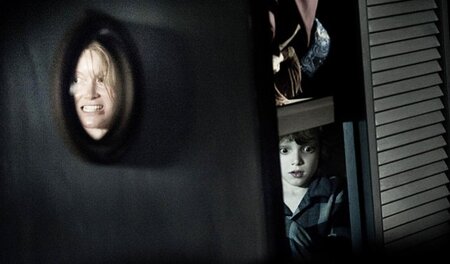 Filmschulbuchmäßig: Mutter (Essie Davis) mit Kind (Noah Wiseman)