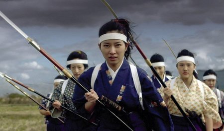 Takeko Nakano führt die Samurai-Kriegerinnen in den entscheidend...