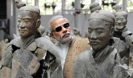 Modi mit Tonsoldaten am Donnerstag im Mausoleum Qin Shihuangdis ...