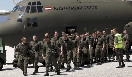Militäreinsatz auf österreichische Art: Eine Truppe von »Peaceke... Militäreinsatz auf österreichische Art: Eine Truppe von »Peaceke...