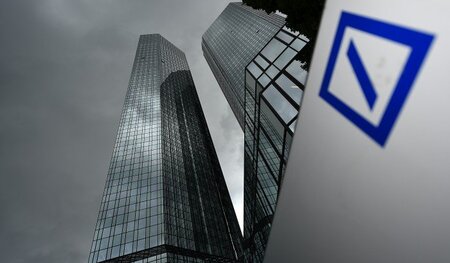 Zentrale der Deutschen Bank in Frankfurt am Main: Am heutigen Do... Zentrale der Deutschen Bank in Frankfurt am Main: Am heutigen Do...