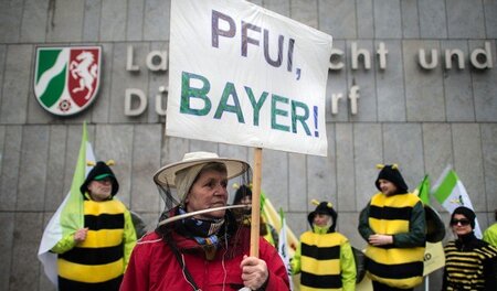Protestaktion vor dem Düsseldorfer Landgericht im März. Dort ver...