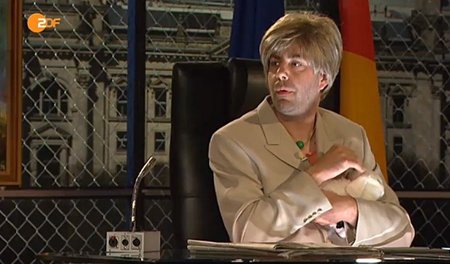 Claus von Wagner als M(erkel): Ich brauche islamistischen Terror...