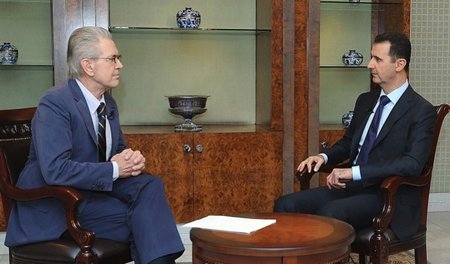 Syriens Staatspräsident Al-Assad (r.) empfängt den ehemaligen CD...