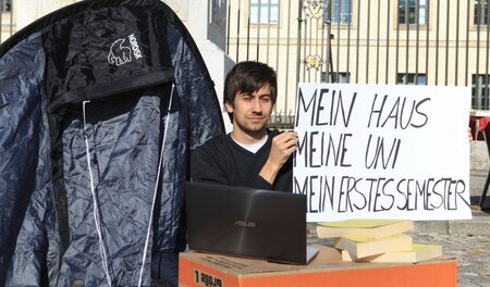 Streßtest Erstsemester – parallel zu tausenden anderen ein Zimme...