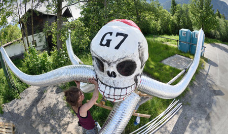Vorbereitungen für die Proteste am Dienstag in Garmisch-Partenki...