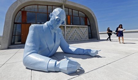 Le Corbusier, Skulptur des französischen Künstlers Xavier Veilha...