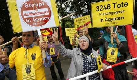 Empfang für Al-Sisi vor dem Amtssitz des Bundespräsidenten: Prot...