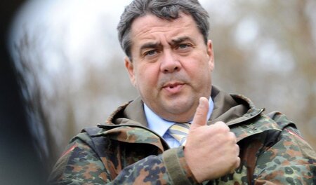 Heute ist »Kriegssozialismus« nichts Neues, sondern Gewohnheit: ...