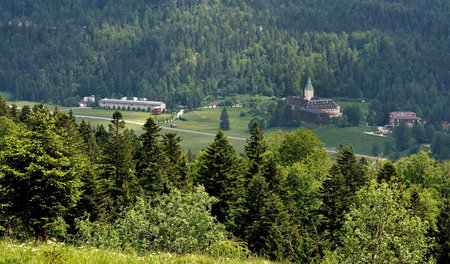 Kein Herankommen: Der G-7-Tagungsort Schloss Elmau am Freitag