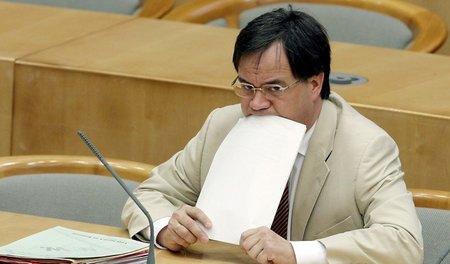 Armin Laschet findet die Genialität auch auf weißem Papier– wie ...