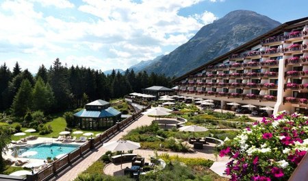 Das Interalpen-Hotel bei Telfs, Tagungsstätte der »Bilderberger«