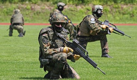 Unsere Enkel, unsere Großväter: Die Bundeswehr will zeigen, was ...