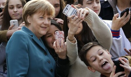 Soviel »Neuland« ist nur auf Acid zu ertragen: Kanzlerin Angela ...