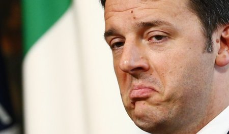 Hat derzeit nicht viel zu lachen: Italiens Premier Matteo Renzi,...