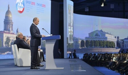 Rußlands Staatspräsident Wladimir Putin bei einer Rede auf dem I...