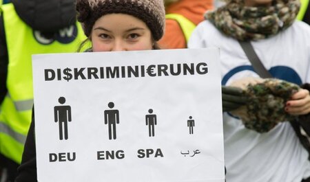Protest gegen Kürzungen bei der Deutschen Welle – das eingespart... Protest gegen Kürzungen bei der Deutschen Welle – das eingespart...