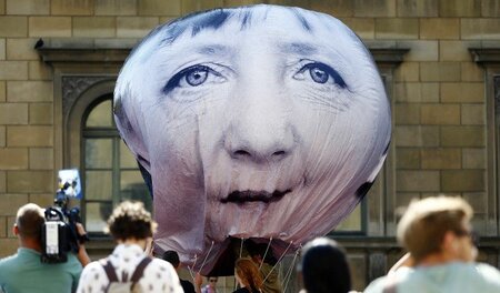 G-7-Protest Anfang Juni: Das Ansehen der Kanzlerin ist auch bei ... G-7-Protest Anfang Juni: Das Ansehen der Kanzlerin ist auch bei ...