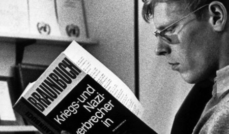 Westdeutsche Geschichtspolitik: Auf der Frankfurter Buchmesse 19...