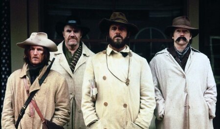 Charley Pitts, Clell Miller, Cole Younger und Jim Younger sind v...