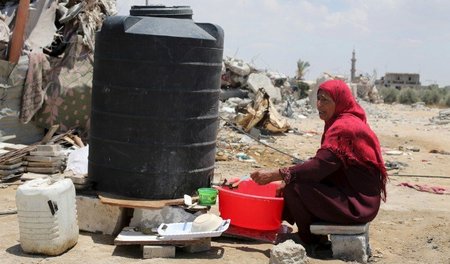 Fließend Wasser Fehlanzeige: Auch ein Jahr nach dem Krieg gegen ...