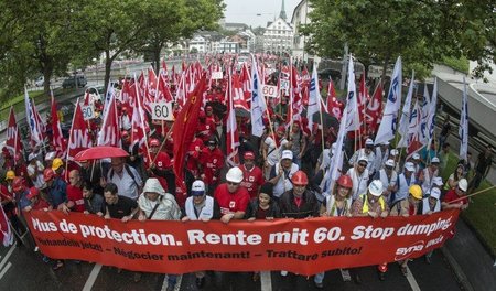 15.000 Bauarbeiter demonstrierten am 27. Juni für die Verteidigu...