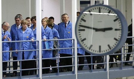 Gewerkschaften,Unternehmensverbände und Politik haben keine Antw... Gewerkschaften,Unternehmensverbände und Politik haben keine Antw...