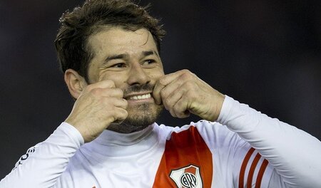 Rodrigo Mora setzt sich selbst in Szene Rodrigo Mora setzt sich selbst in Szene