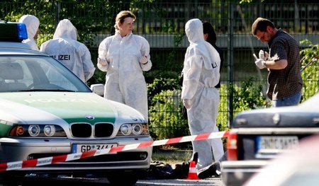 Spurensicherung auf der Heilbronner Theresienwiese am 25. April ...