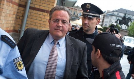 Bundespolizeipräsident Dieter Romann beim Besuch einer Polizeiwa...