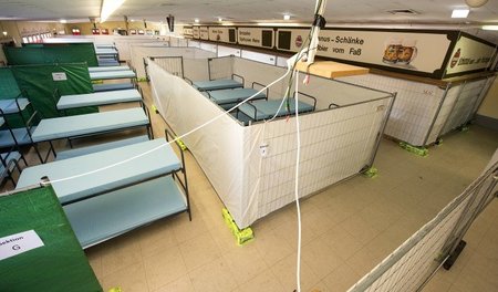 In dieser Woche eröffnete Notunterkunft für Flüchtlinge in Pfaff...