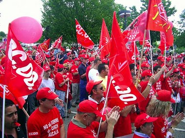 Kundgebung vor dem Werkstor