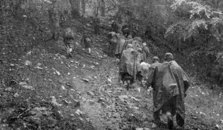 Kämpfer der montenegrinischen Brigade bei Miljevina, Juni 1943
