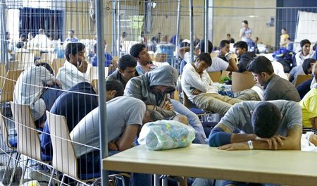 Für die Bundesregierung dasselbe wie Arbeitsmigranten: Erschöpft...