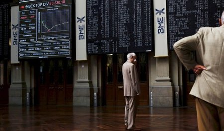 Vor allem die Banken Südeuropas sind betroffen. Hier: Banker vor...