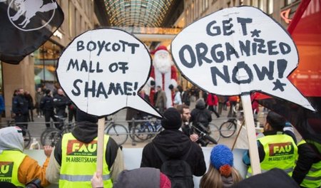 Einkaufsstraße der Schande. Die FAU organisiert den Protest für ...