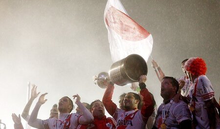 »Pupp-Pupp-Puppe!!« – und draussen standen 100 000 fans, die nic...