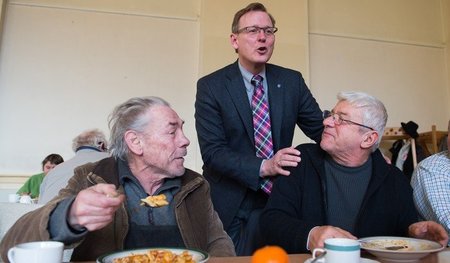 Durch eine klare Haltung könnten Landespolitiker wie Bodo Ramelo...