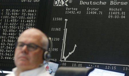 Kamen schlechte Wirtschaftsprognosen aus Griechenland, dann klet...