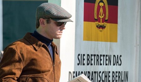 Wo ist die Küche? Armie Hammer als Ilja Kurjakin Wo ist die Küche? Armie Hammer als Ilja Kurjakin