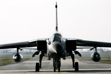 Startklar für neue Gesetzesbrüche: Die Aufklärungs-»Tornados« de...