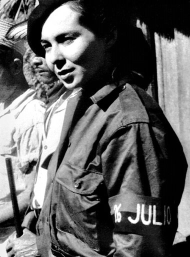 Vilma Espín 1959 in der Sierra Maestra als Mitglied der »Bewegun...