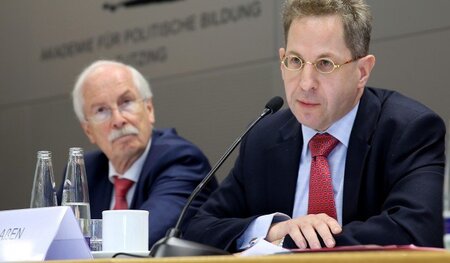 Der ehemalige Generalbundesanwalt Harald Range und Verfassungssc... Der ehemalige Generalbundesanwalt Harald Range und Verfassungssc...